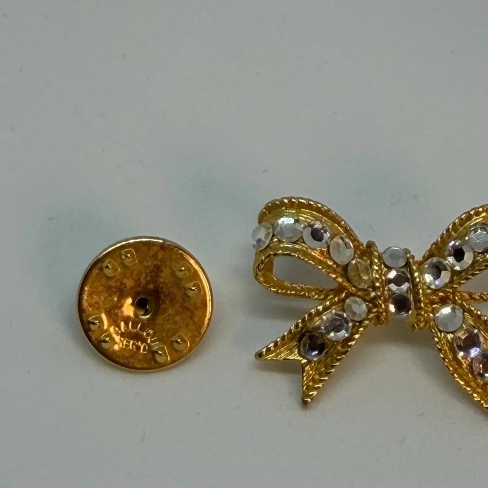 Vintage Ballou Rhinestone Bow Lapel Pin Gold Tone Crystal Ribbon Brooch